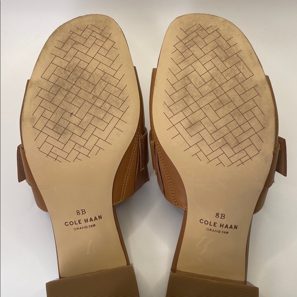Cole Haan Women's Crosby Slide Dress Sandals Tan Gold Hardware Sandals - Picture 8 of 9
